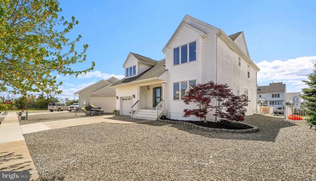 32 STEERAGE WAY, Bayville, NJ 08721