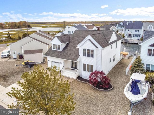 32 STEERAGE WAY, Bayville, NJ 08721