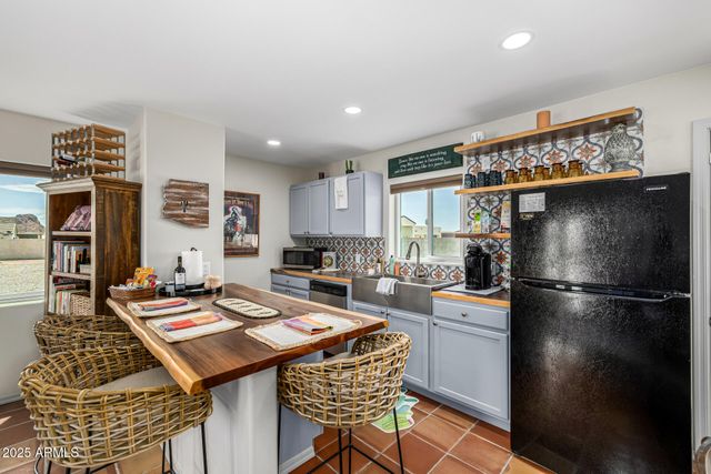 750 W ZION Lane, San Tan Valley, AZ 85143