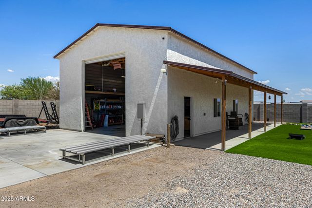 750 W ZION Lane, San Tan Valley, AZ 85143