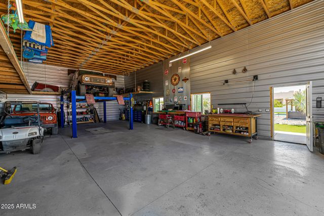 750 W ZION Lane, San Tan Valley, AZ 85143