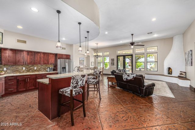 750 W ZION Lane, San Tan Valley, AZ 85143