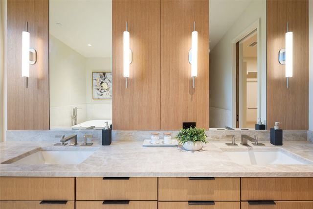 3503 Edgewater Street, Dallas, TX 75205