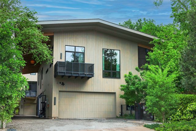 3503 Edgewater Street, Dallas, TX 75205