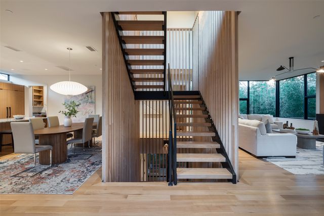 3503 Edgewater Street, Dallas, TX 75205