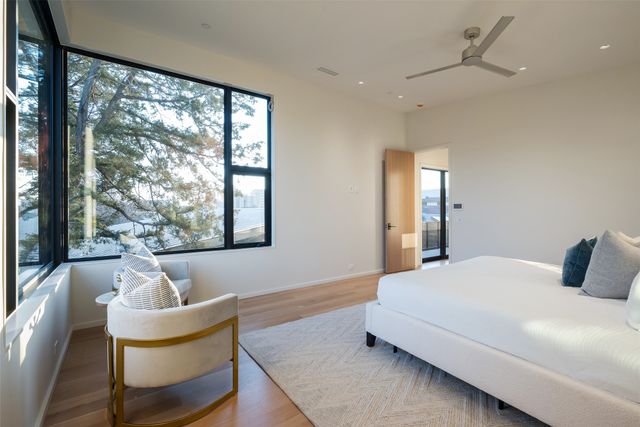 3503 Edgewater Street, Dallas, TX 75205