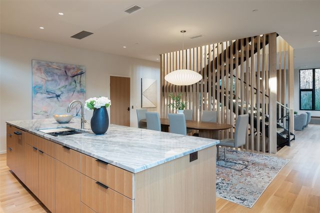 3503 Edgewater Street, Dallas, TX 75205