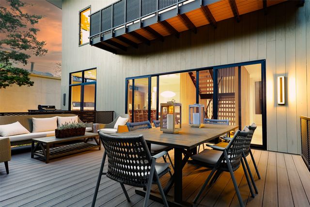 3503 Edgewater Street, Dallas, TX 75205