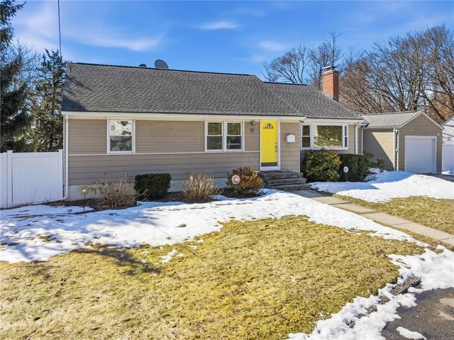 420 Auburn Street, Cranston, RI 02910