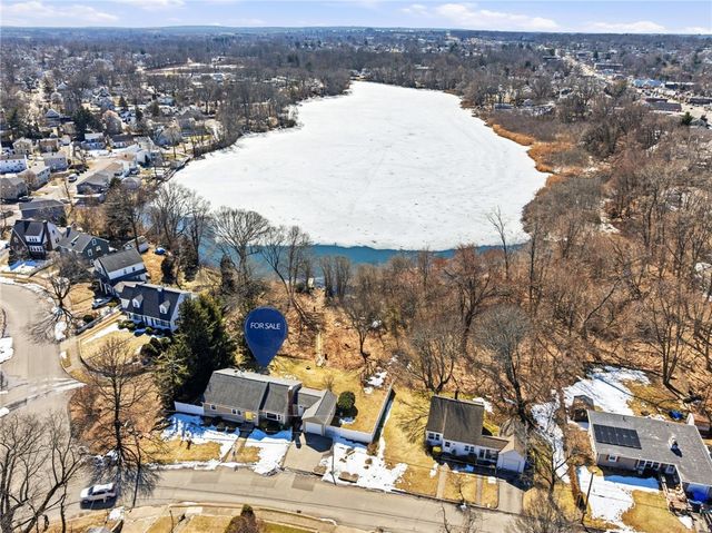 420 Auburn Street, Cranston, RI 02910