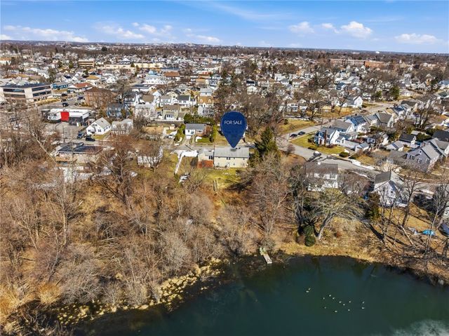 420 Auburn Street, Cranston, RI 02910