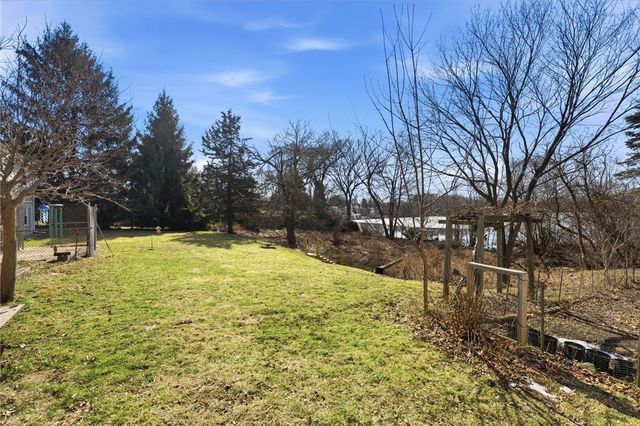 420 Auburn Street, Cranston, RI 02910