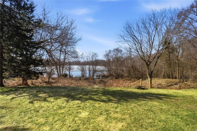 420 Auburn Street, Cranston, RI 02910