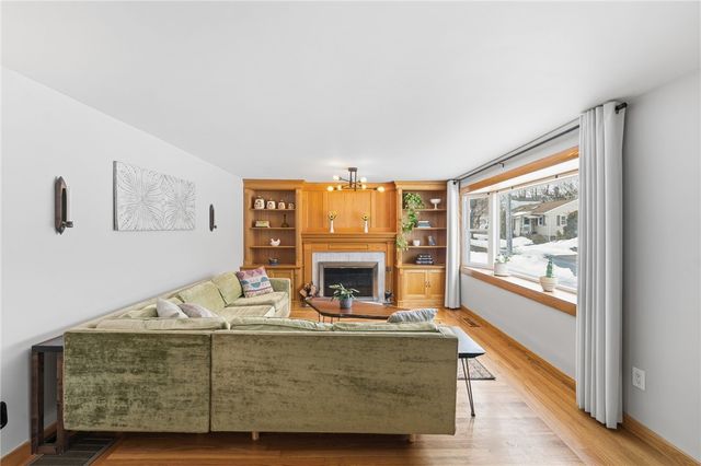 420 Auburn Street, Cranston, RI 02910