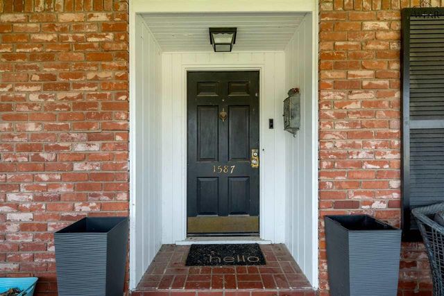 1587 SINGLETON AVENUE, Wichita Falls, TX 76302