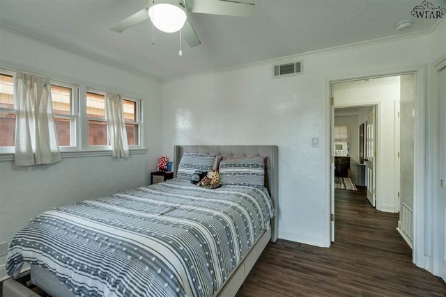 1587 SINGLETON AVENUE, Wichita Falls, TX 76302