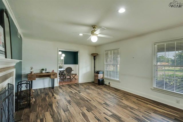 1587 SINGLETON AVENUE, Wichita Falls, TX 76302