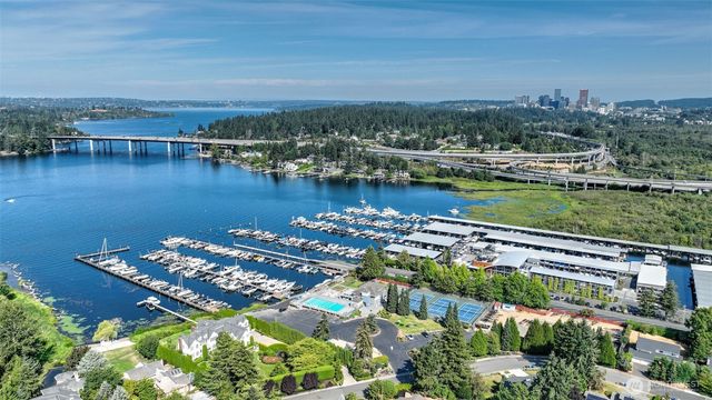 11 Cascade Key, Bellevue, WA 98006