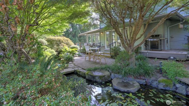 11 Cascade Key, Bellevue, WA 98006