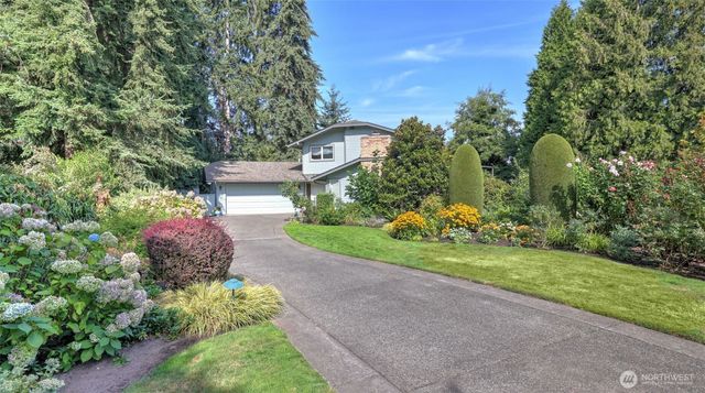 11 Cascade Key, Bellevue, WA 98006