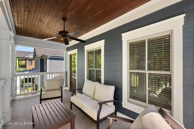 11006 Kings Crown Dr, Prospect, KY 40059