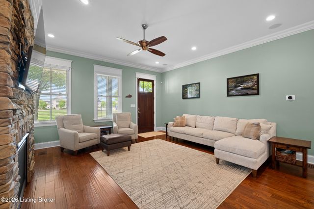 11006 Kings Crown Dr, Prospect, KY 40059