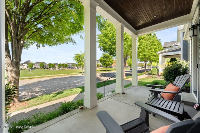 11006 Kings Crown Dr, Prospect, KY 40059