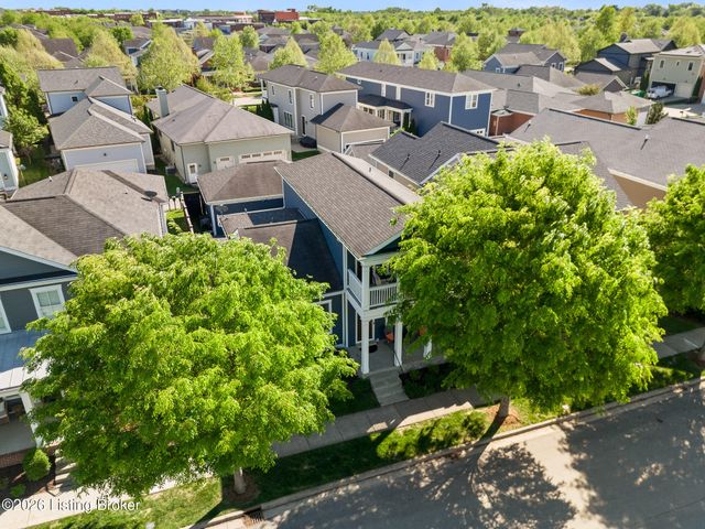 11006 Kings Crown Dr, Prospect, KY 40059