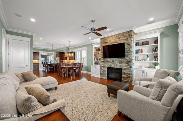 11006 Kings Crown Dr, Prospect, KY 40059