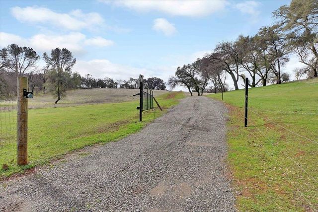 790 Los Verjeles Rd, Bangor, CA 95901