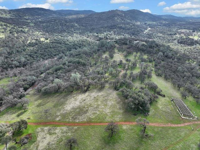 790 Los Verjeles Rd, Bangor, CA 95901