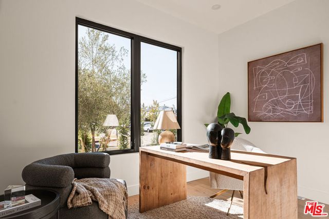 8006 Nardian Way, Los Angeles, CA 90045