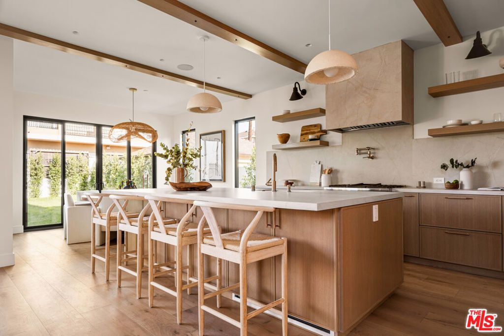 8002 Nardian Way, Los Angeles, CA 90045 — photo 5