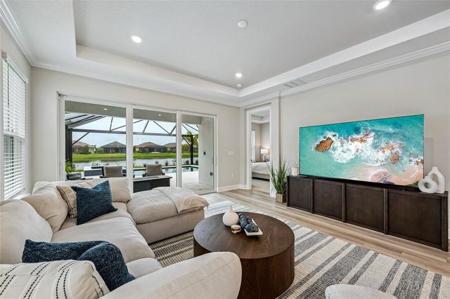 3362 ALBA CIRCLE, Bradenton, FL 34211
