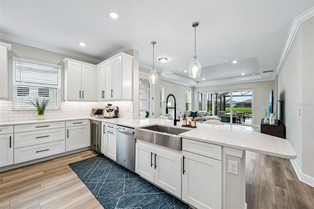 3362 ALBA CIRCLE, Bradenton, FL 34211