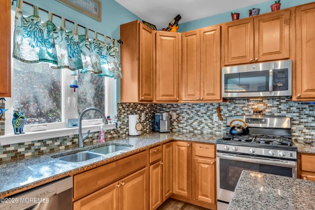 62 Bridle Path, Bayville, NJ 08721