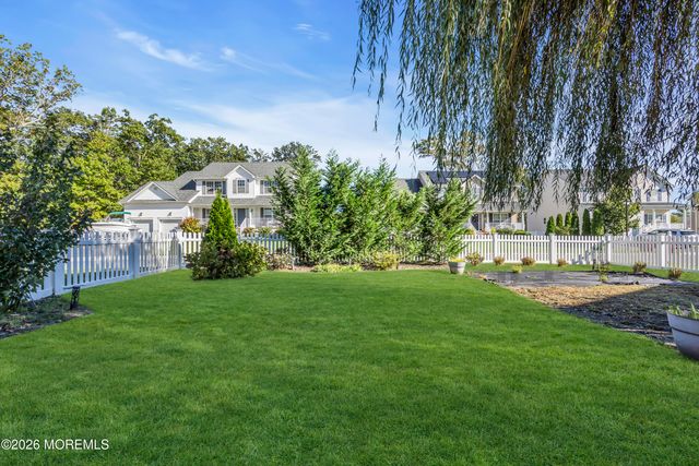 62 Bridle Path, Bayville, NJ 08721