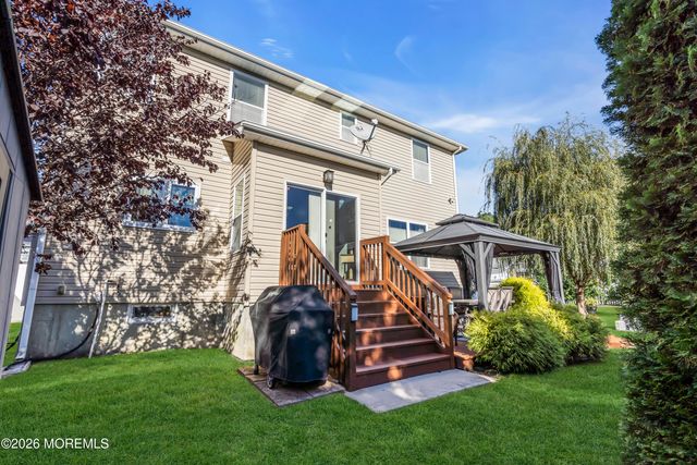 62 Bridle Path, Bayville, NJ 08721