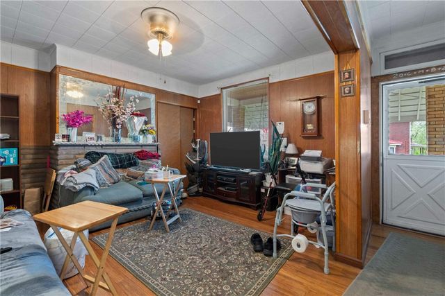 1028 Lakewood Ave, Elliott, PA 15220