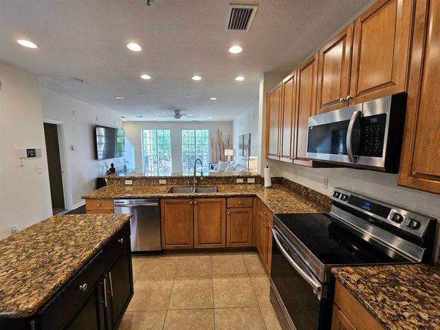 405 Schoolhouse Road, Jupiter, FL 33458