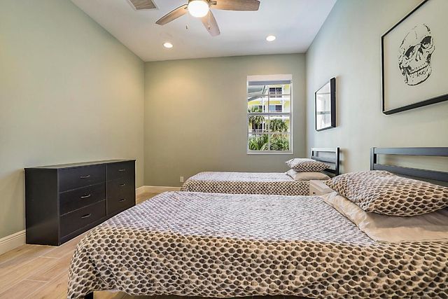 140 Ocean Breeze Drive, Juno Beach, FL 33408