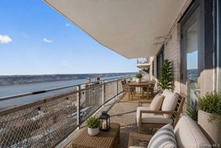 3671 Hudson Manor Terrace 14L, Bronx, NY 10463