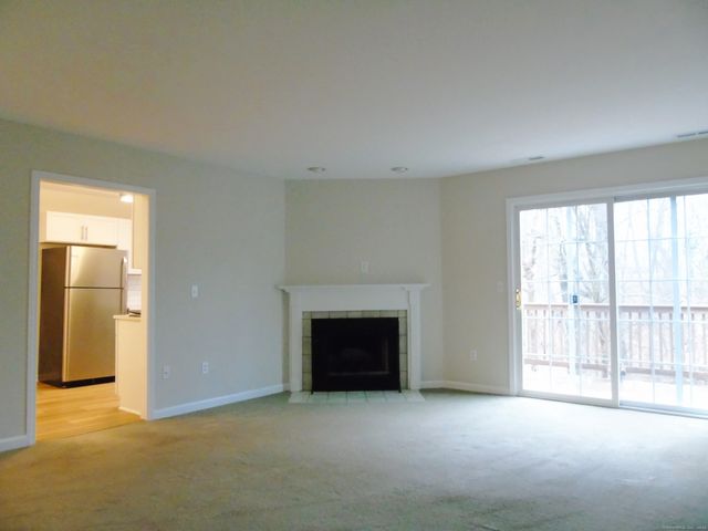 416 Pitkin Hollow 416, Trumbull, CT 06611