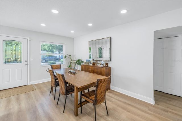 140 31ST AVENUE N, St Petersburg, FL 33704