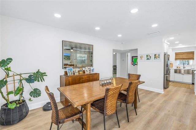 140 31ST AVENUE N, St Petersburg, FL 33704