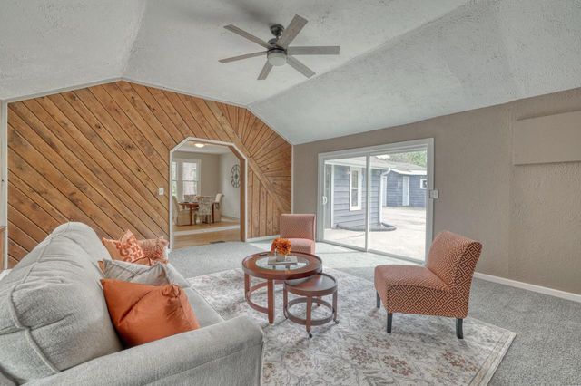 507 Barstow STREET, Waukesha, WI 53188