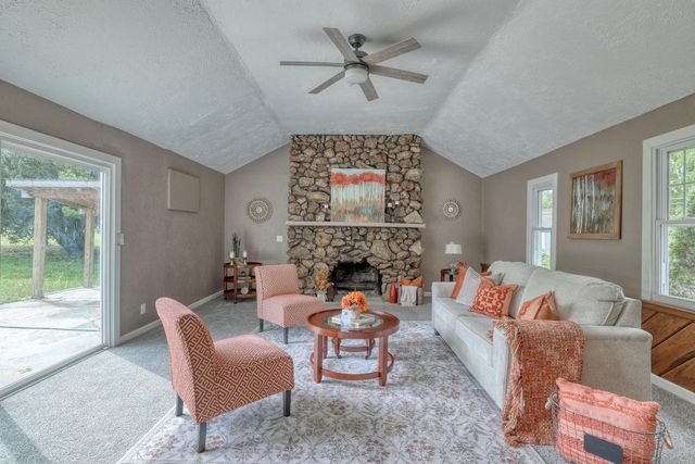507 Barstow STREET, Waukesha, WI 53188