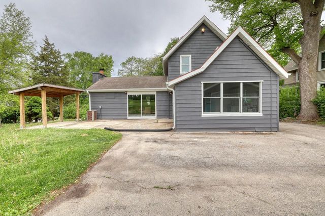 507 Barstow STREET, Waukesha, WI 53188