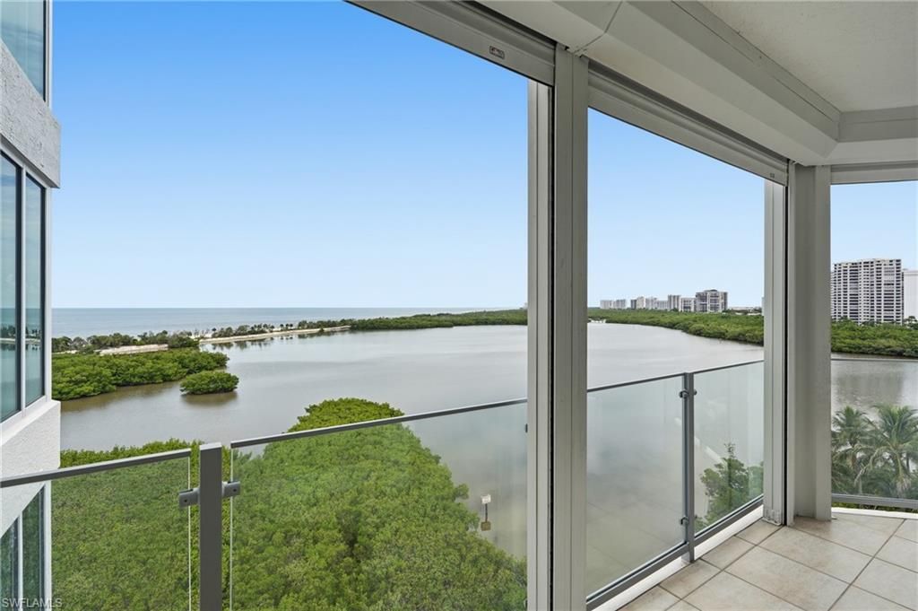 60 Seagate DR 806, NAPLES, FL 34103 — photo 2