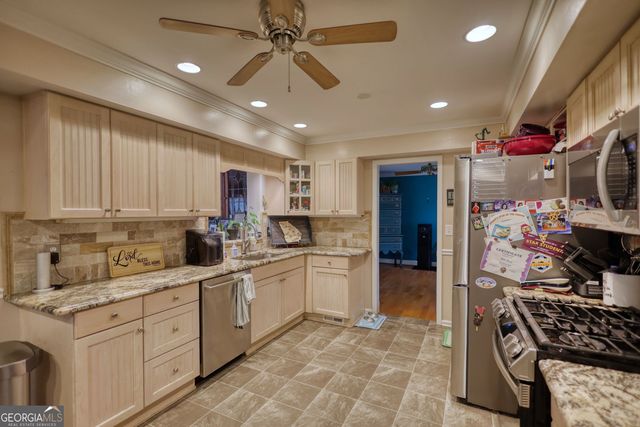 562 Cupelo Drive NW, Marietta, GA 30064